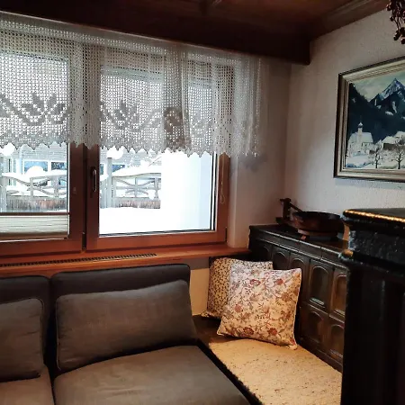Valbella Apartament *